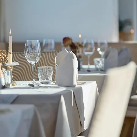 Hotel Alpenhotel Laurin 3*