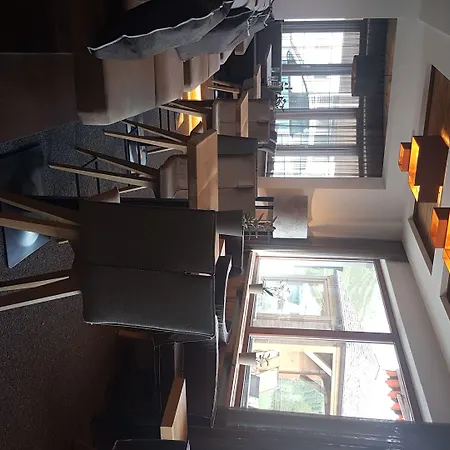 מלון Alpenhotel Laurin