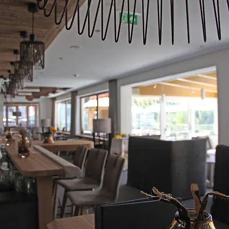 Alpenhotel Laurin 3*