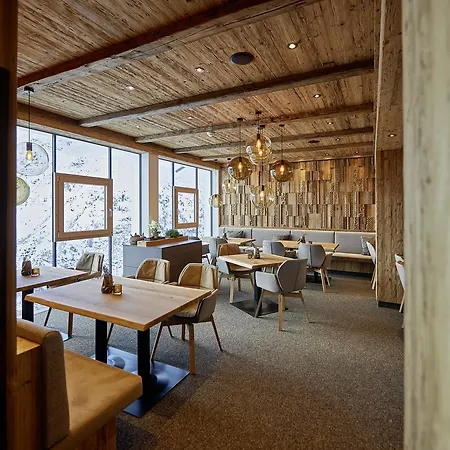 Alpenhotel Laurin Hotel 3*