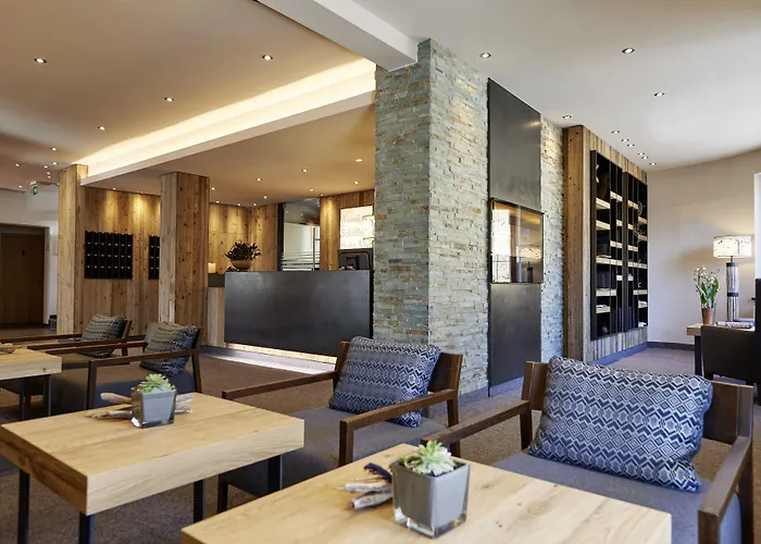 Alpenhotel Laurin Отель Хохгургль