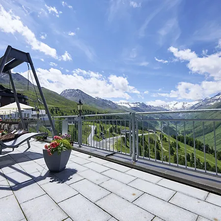 Alpenhotel Laurin 3*