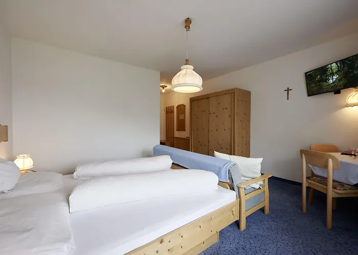 Hotel Alpenhotel Laurin 3*